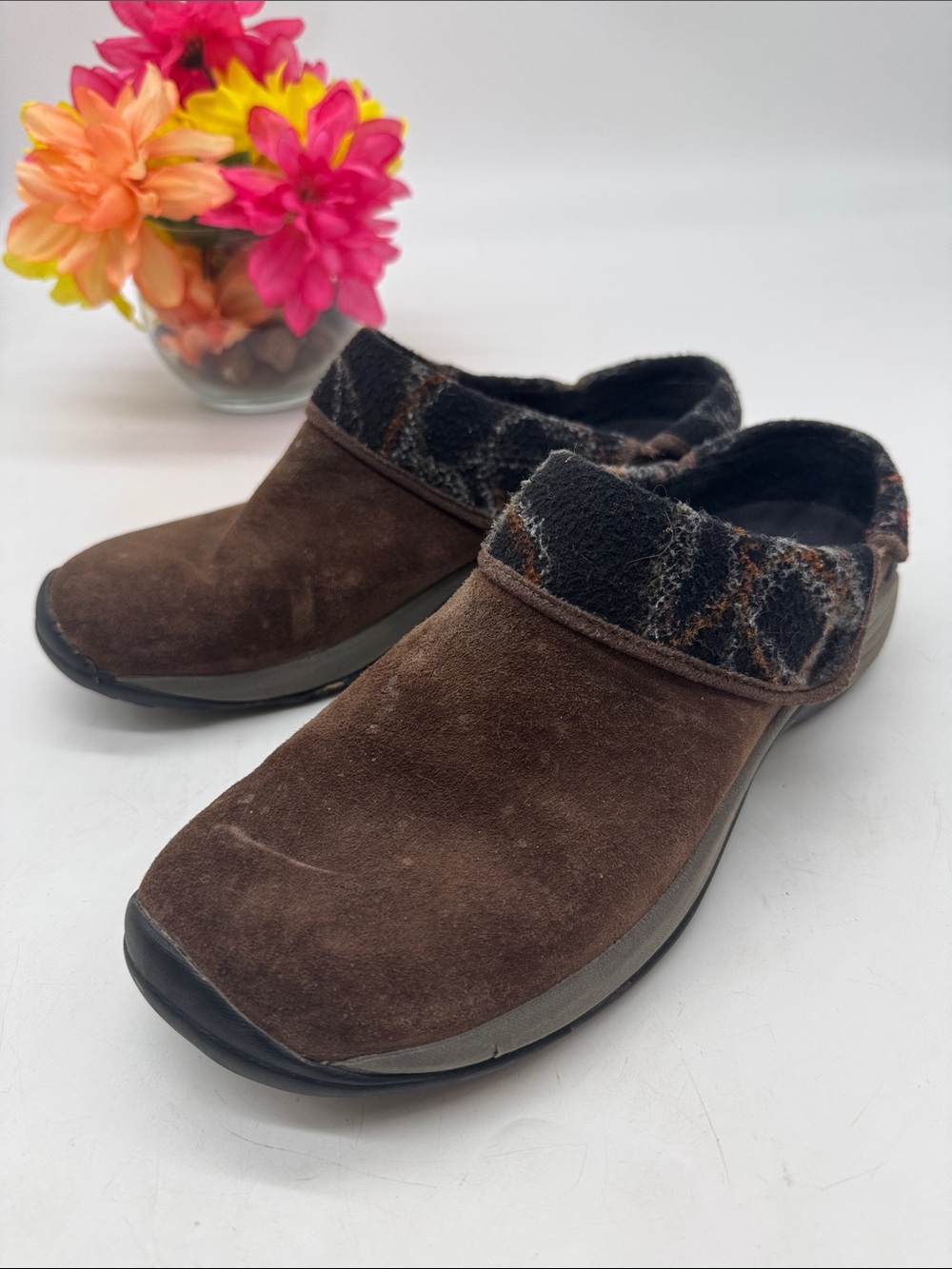 Merrell Brown Suede Slip-On Clog with Patterned Knit Cuff Size 8.5